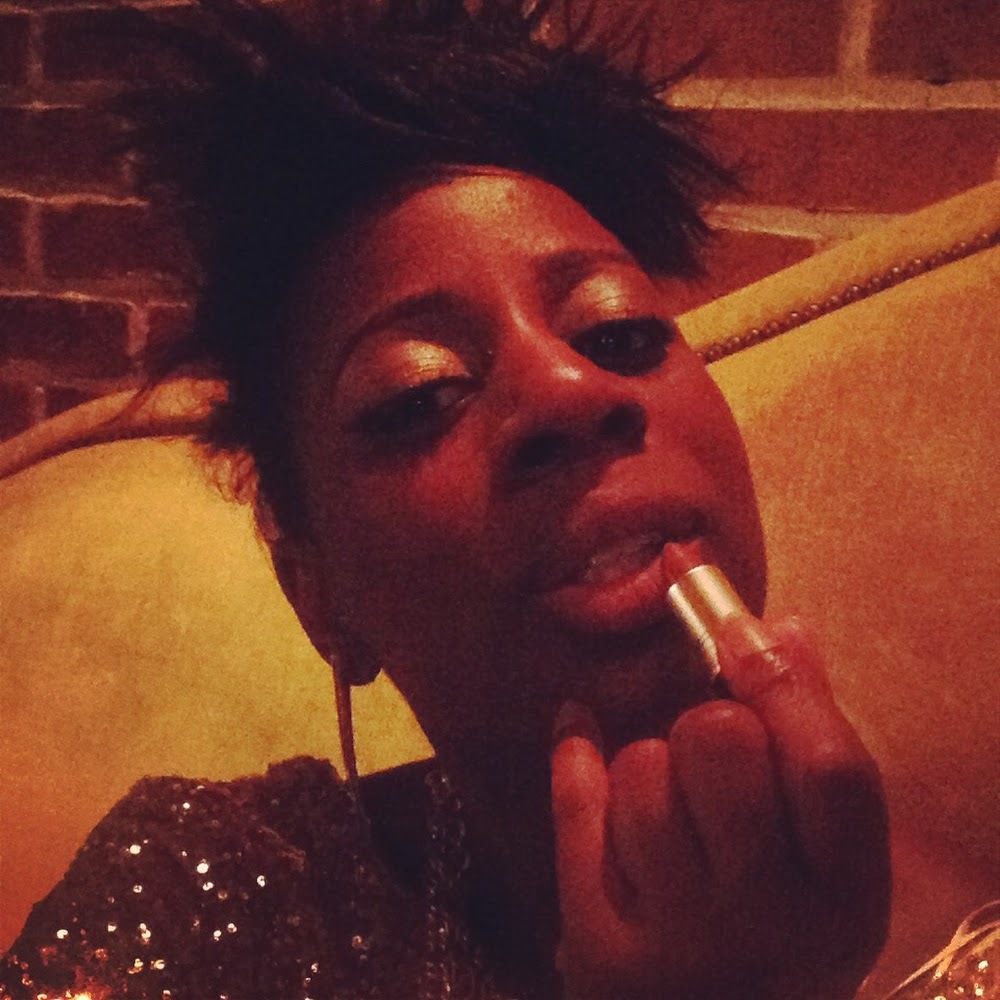 Meet your Posher, Dyembe